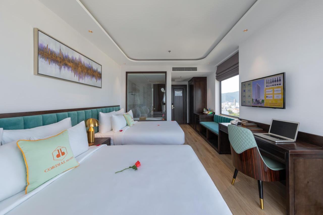 Cordial Grand Hotel Da Nang Beach - Infinity Rooftop Pool 外观 照片