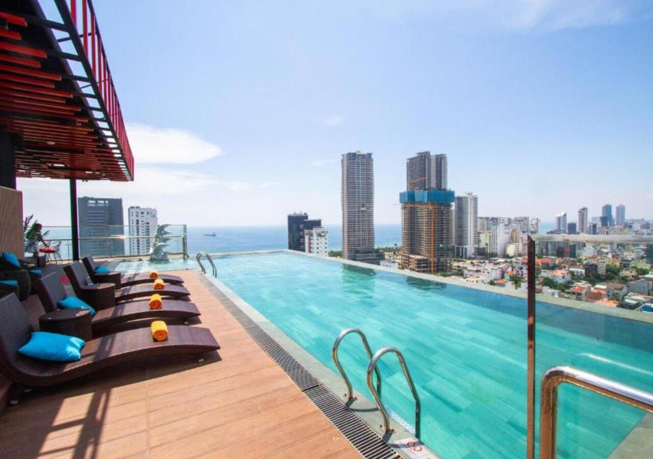 Cordial Grand Hotel Da Nang Beach - Infinity Rooftop Pool 外观 照片