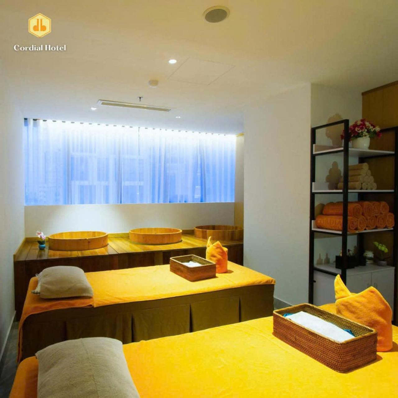 Cordial Grand Hotel Da Nang Beach - Infinity Rooftop Pool 外观 照片